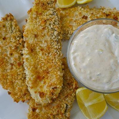 Apanado de Tilapia con Panko y Salsa Tartara Picante