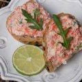 Botana de Salmon Ahumado con Queso Crema