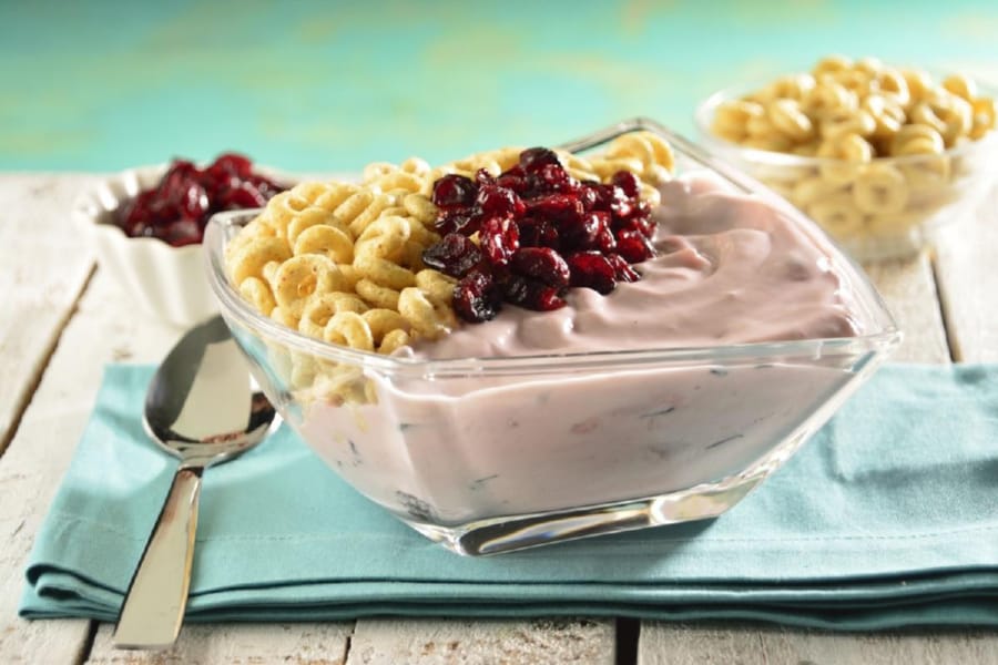 Bowl de Cereal con Yoghurt y Arándanos