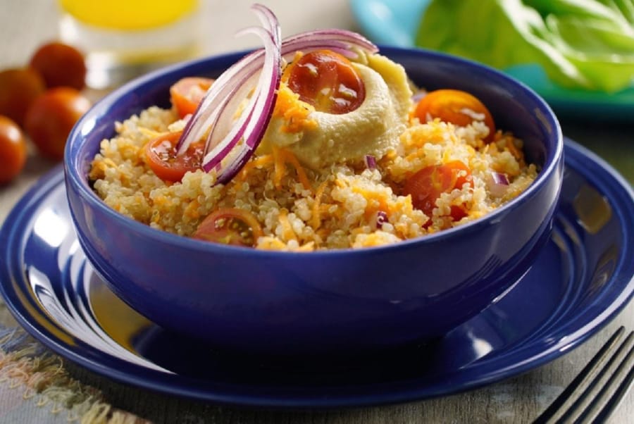 Bowl de Quinoa y Hummus