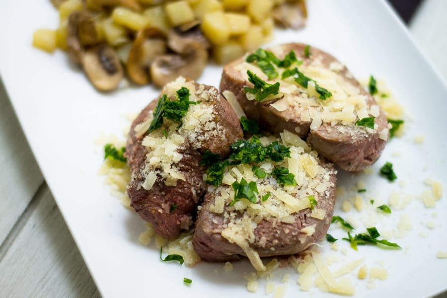 Carne a la Parmesana