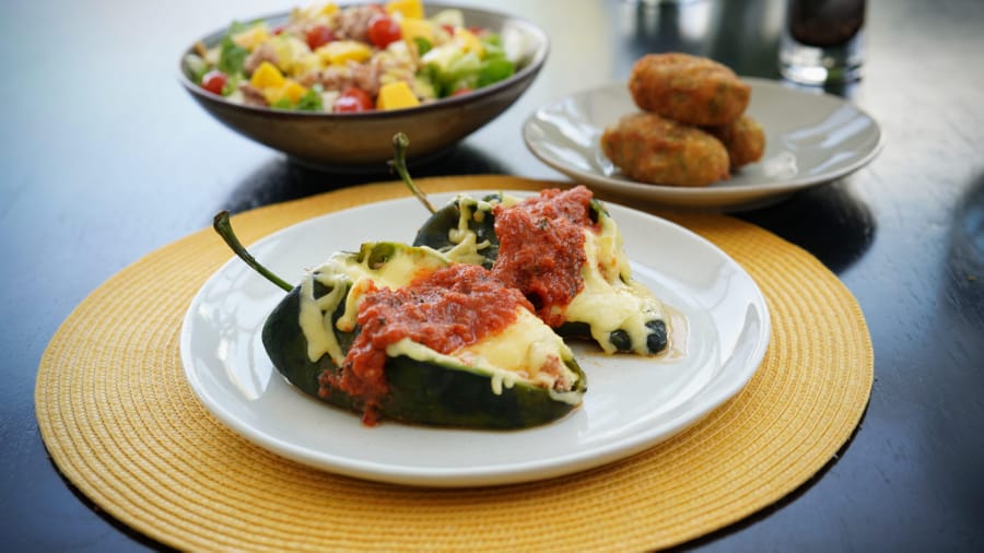 Chiles Rellenos de Atún 