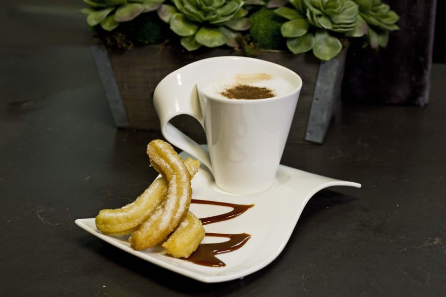 Churros con Cajeta