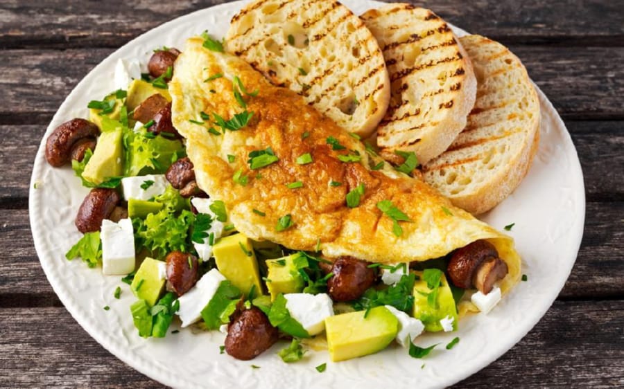 Crepa de Garbanzo Rellena de Papitas y Champiñones al Orégano