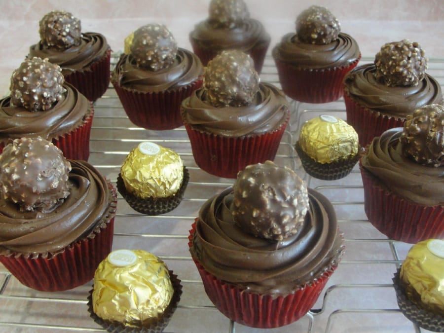 Cupcake con Crema de Avellana y Chocolate