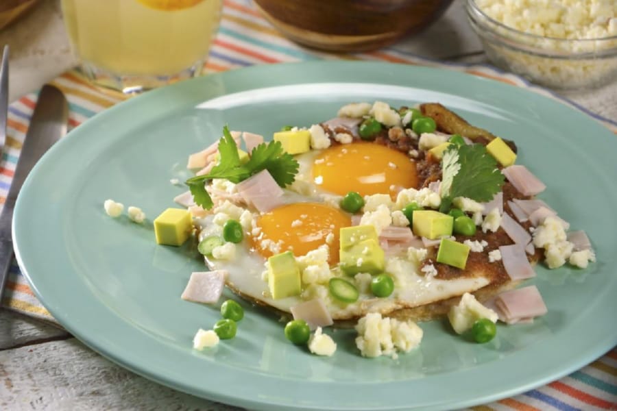 Deliciosos Huevos Motuleños