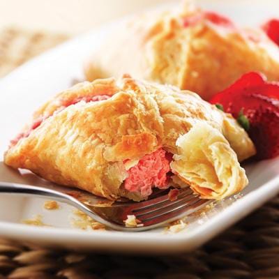 Empanadas de Fresas con Crema