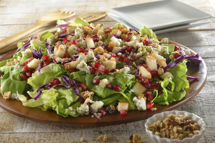 Ensalada con Granada, Pera y Granola