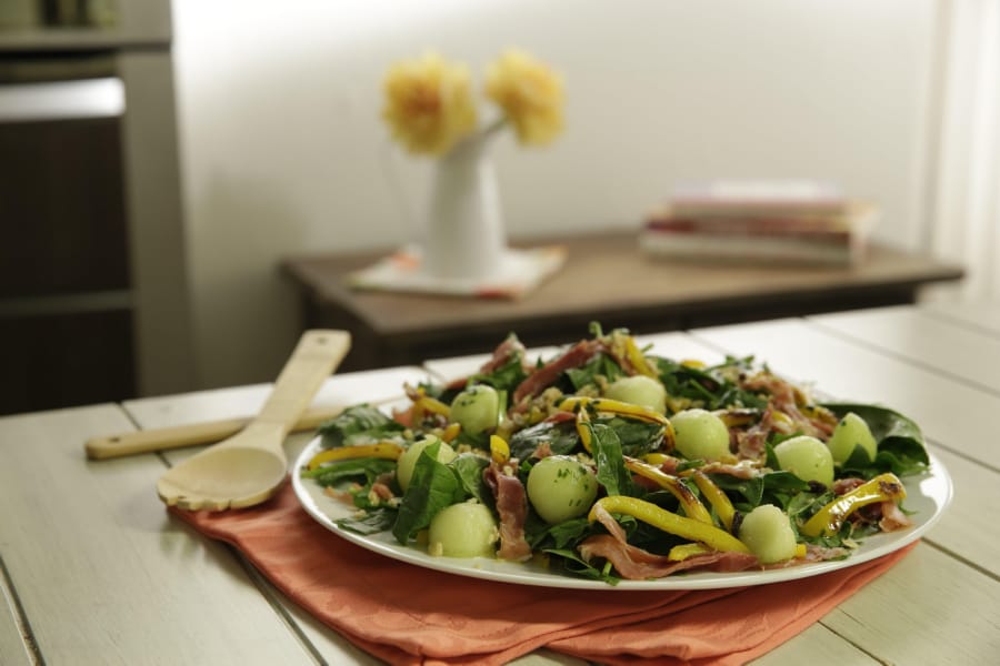 Ensalada de Espinaca, Melón y Granola