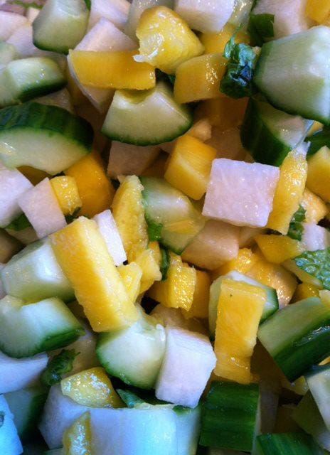 Ensalada de Pepinos, Jícama y Mango