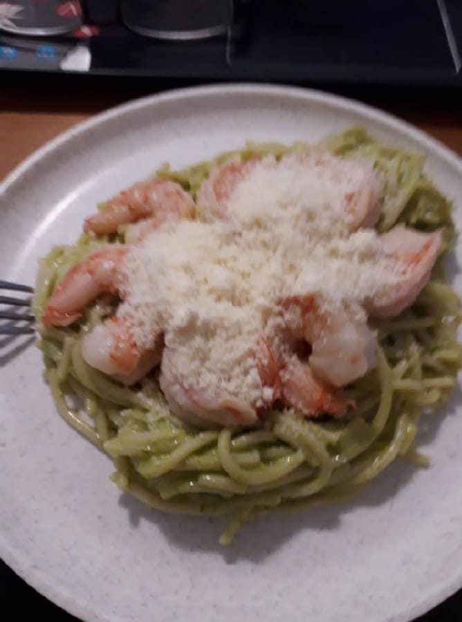 Espaguetti Verde con Camarones