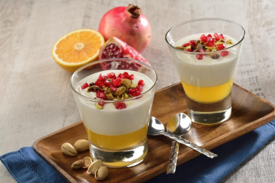 Gelatina de Naranja con Yoghurt y Granada