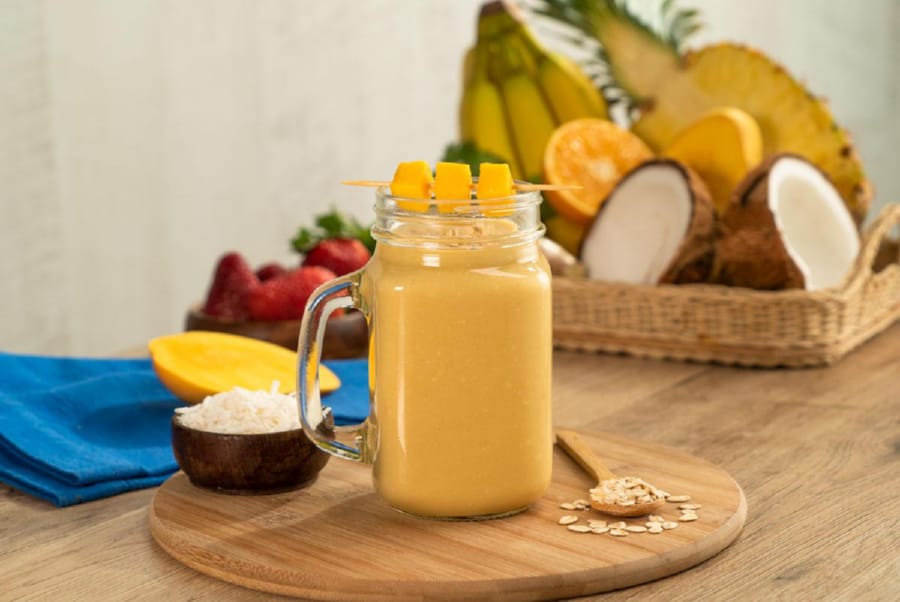 Licuado de Mango con Leche de Avena