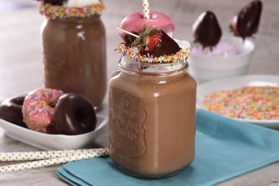 Malteada de Chocolate con Donas