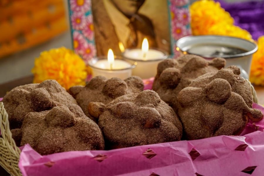 Pan de Muerto de Chocolate de Mesa