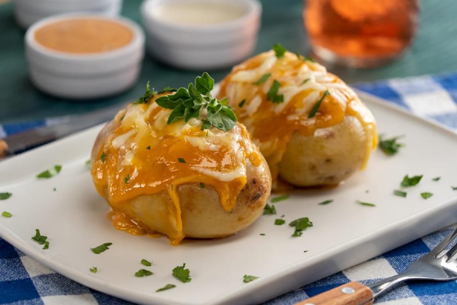 Papas Rellenas de Atún Gratinadas