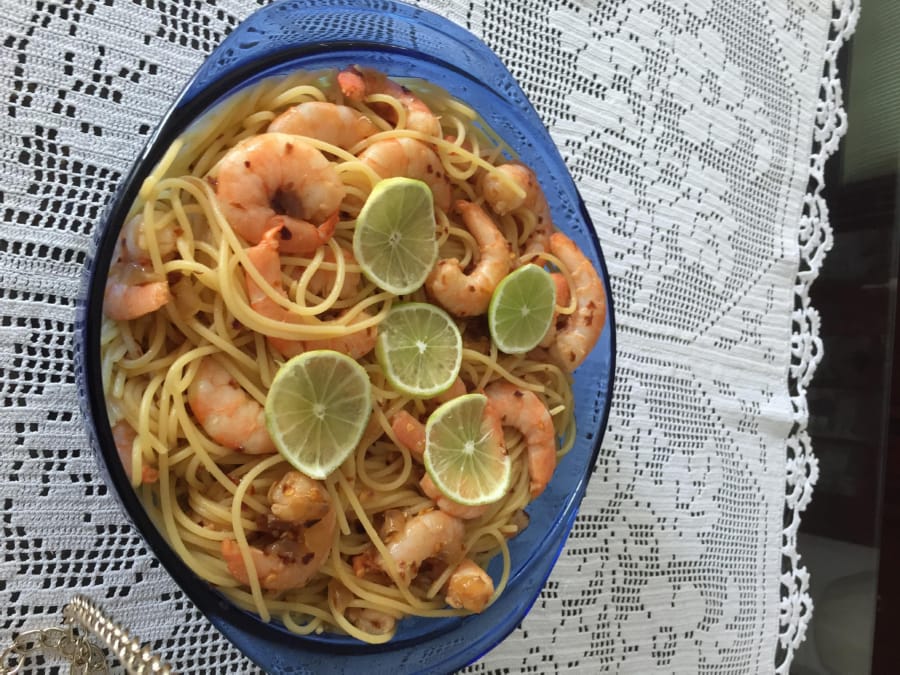 Pasta con Camarones en Salsa de Limón Picante