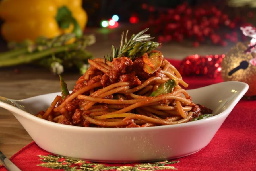 Pasta con Jitomate y Chorizo