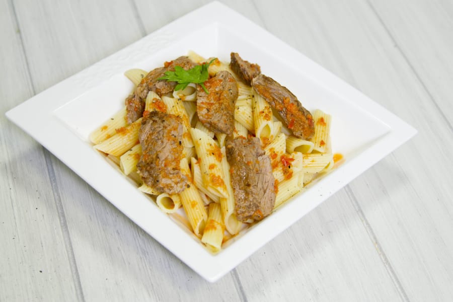 Penne Rigate con Arrachera