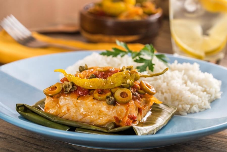 Pescado Empapelado a la Veracruzana