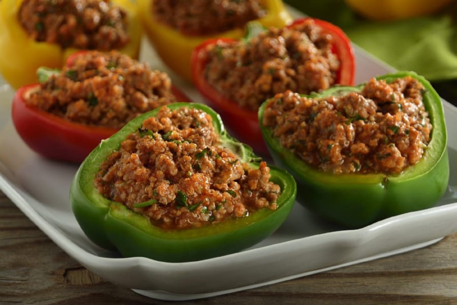 Pimientos Rellenos de Carne y Quínoa 