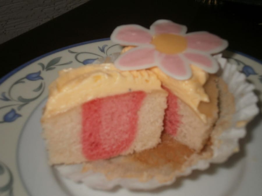 Pink Surprise Cupcakes