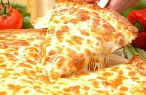 Pizza con queso 