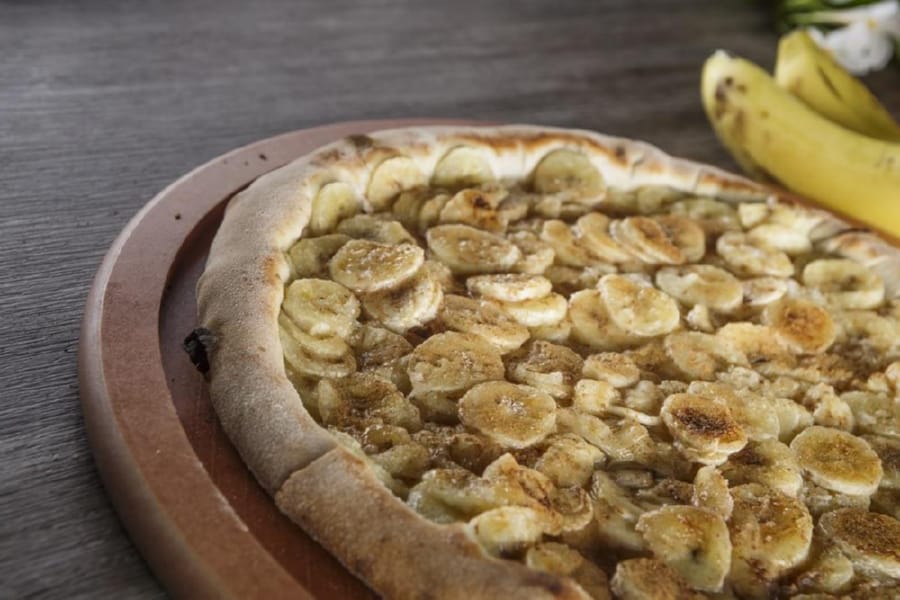 Pizza de Chocolate con Plátano