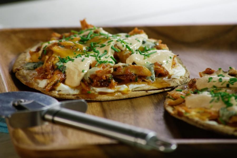 Pizza de Pollo con Salsa Búfalo