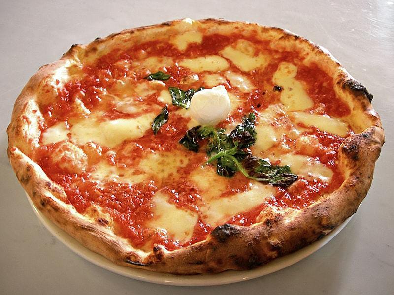 Pizza Napolitana Deliciosa