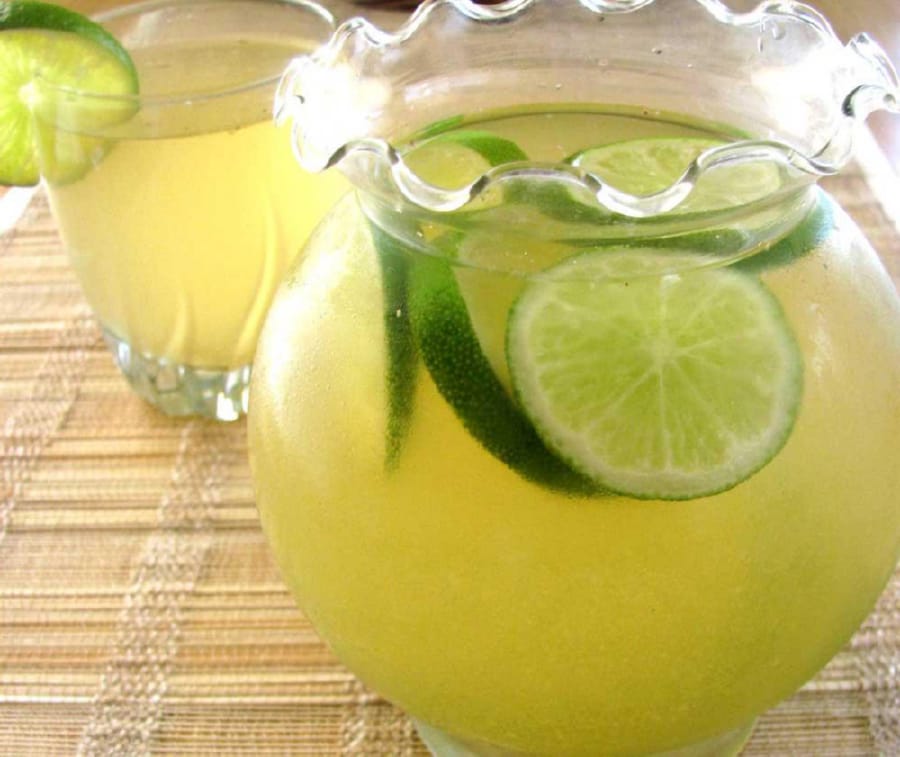 Refrescante Agua de limón