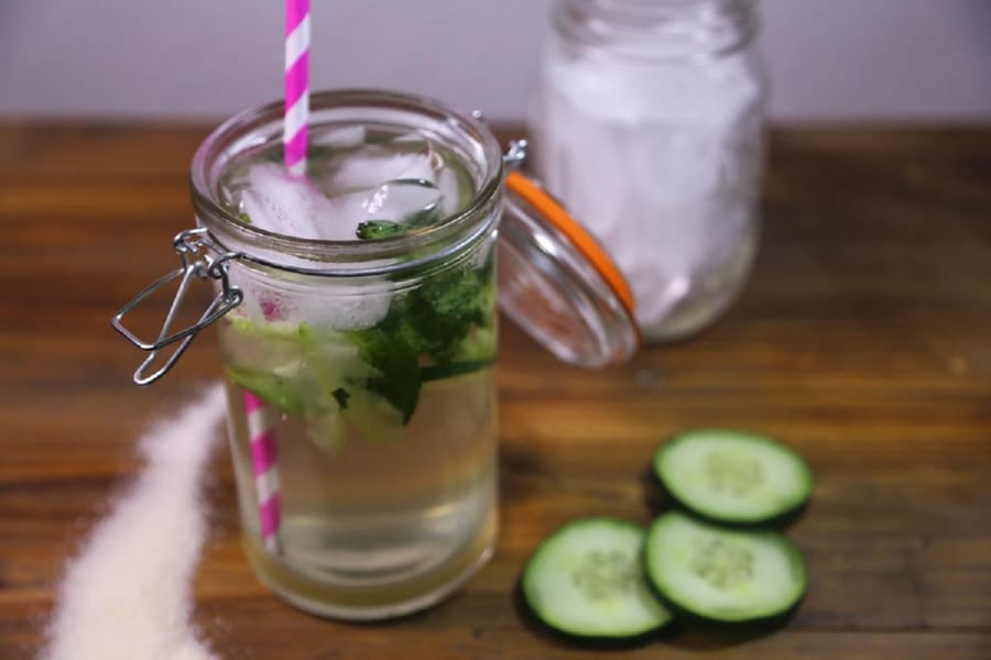 Refresco Natural de Pepino y Menta Hecho en Casa | Con Sal y Azucar