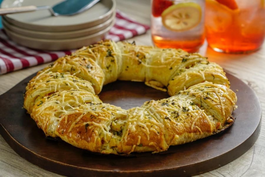 Rosca Rellena de Camarones Cremosos