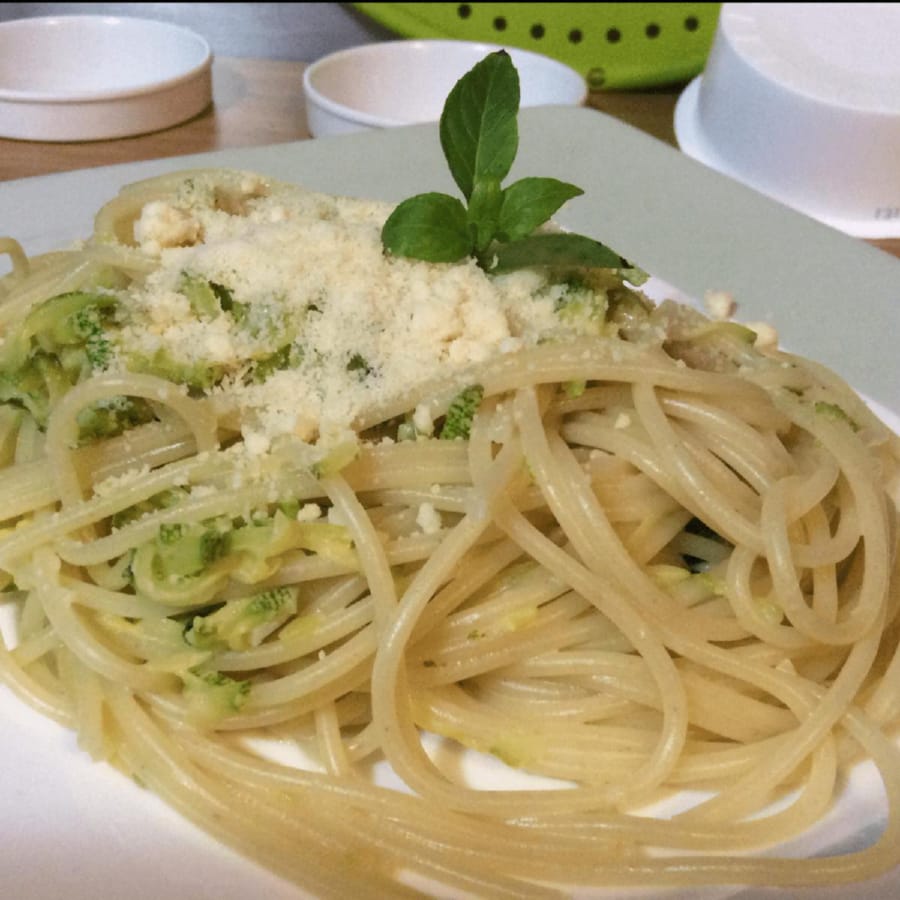 Spaghetti con Calabacitas