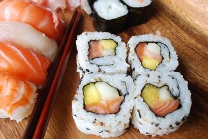 Sushi de Mango y Salmon