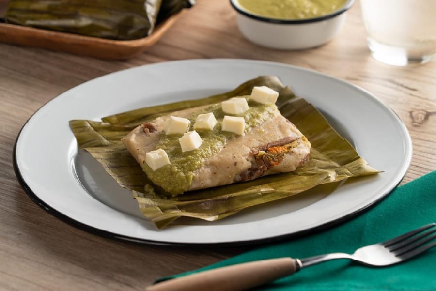 Tamales de Flor de Calabaza y Carne Deshebrada 